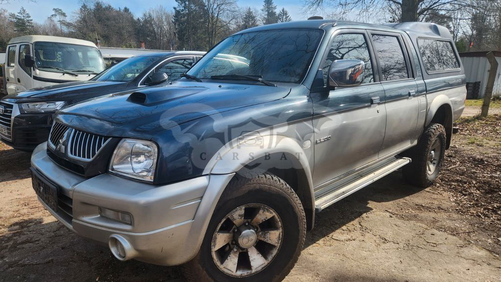 Mitsubishi L200 2005