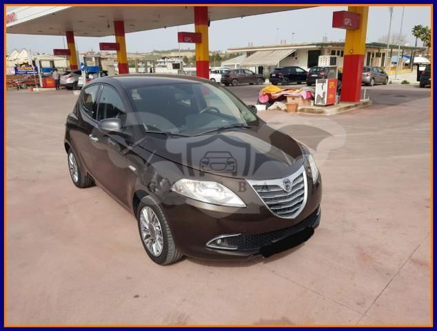 Lancia Ypsilon 2012