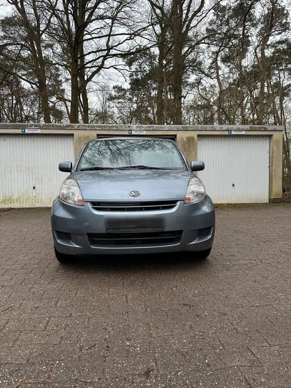 Daihatsu Sirion 2009
