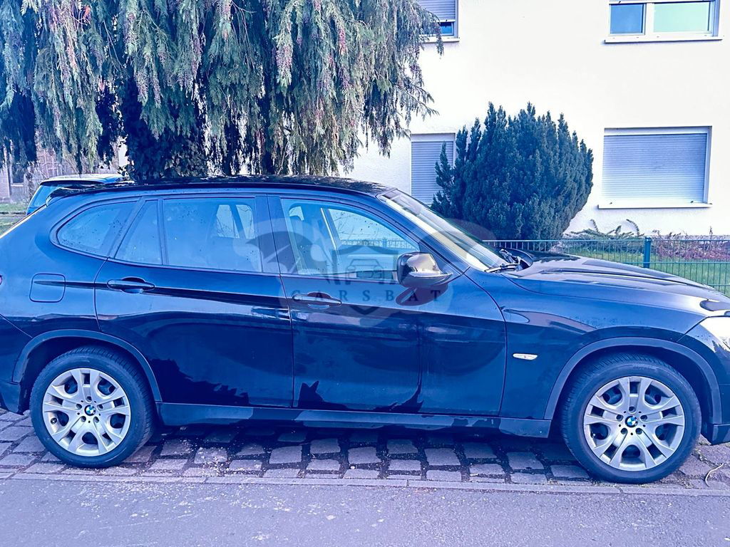 BMW iX 2012