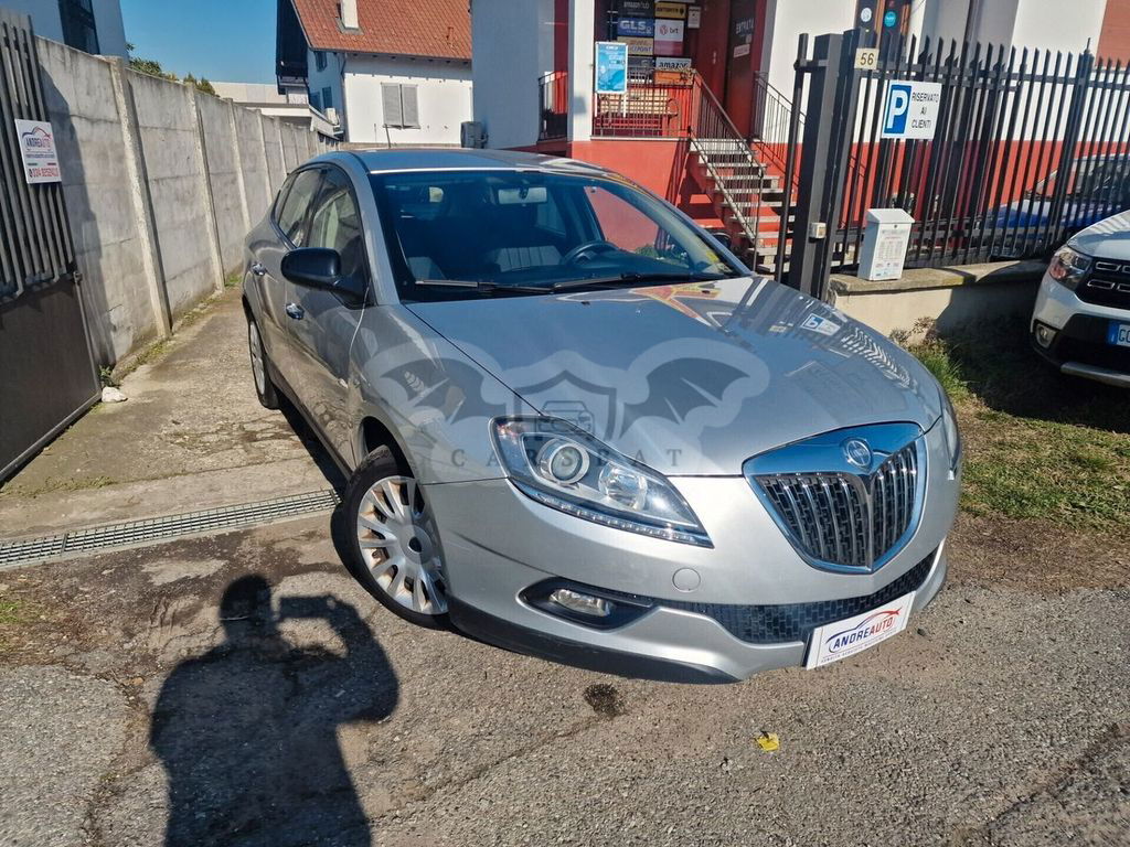 Lancia Delta 2010