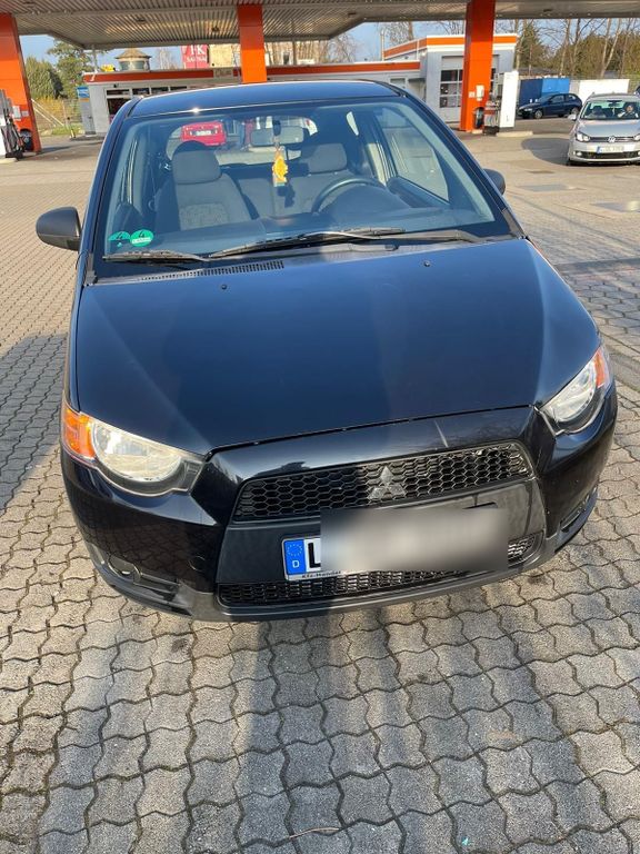 Mitsubishi Colt 2010