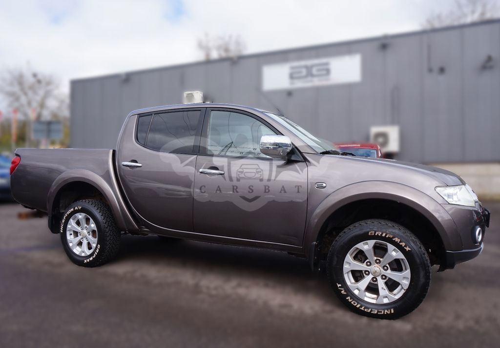 Mitsubishi L200 2013