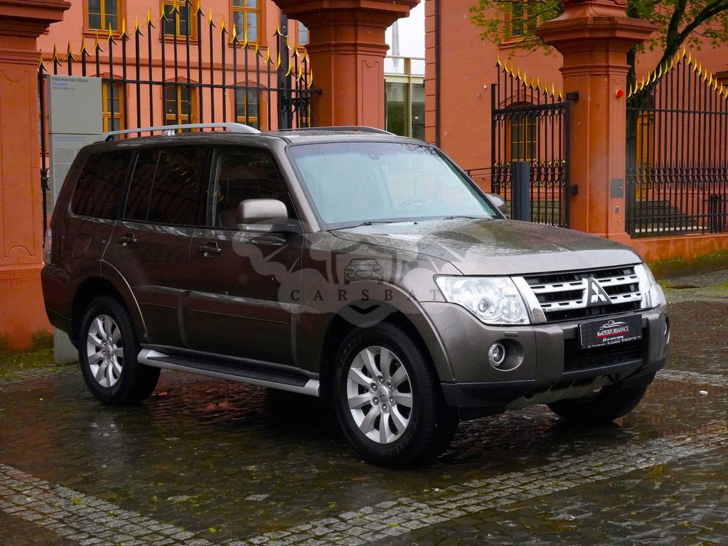 Mitsubishi Pajero 2009
