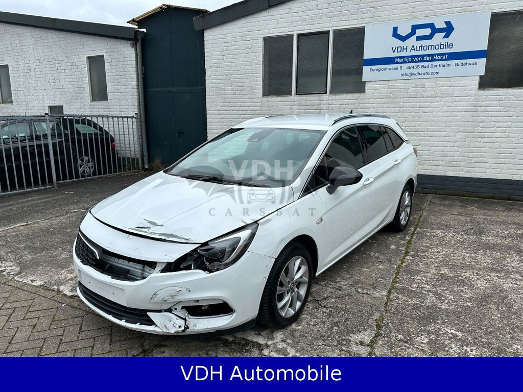 Opel Astra 2022