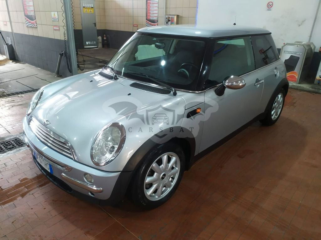 Mini One 2004