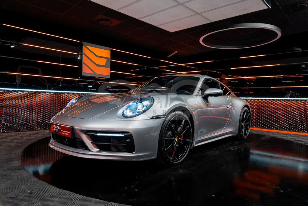 Porsche 992 2019