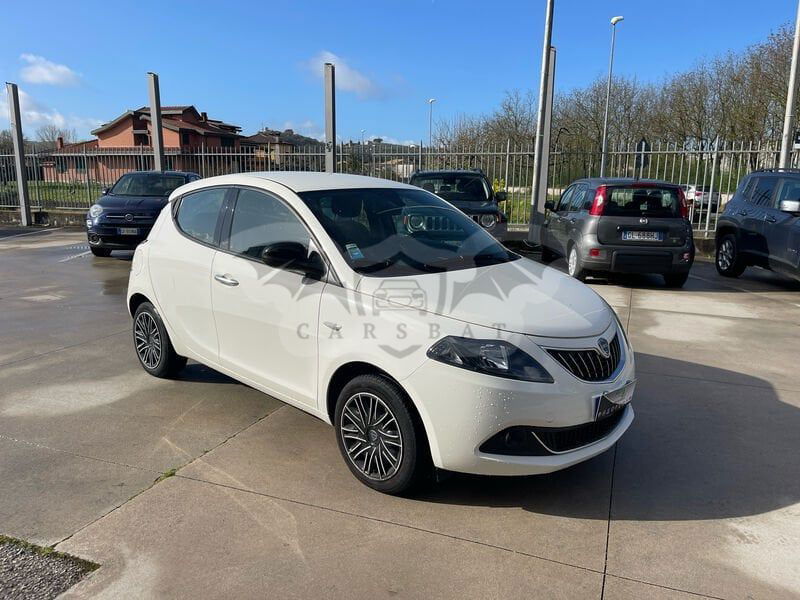 Lancia Ypsilon 2022