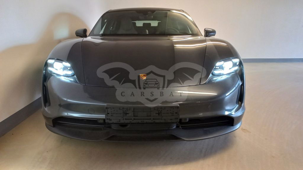 Porsche Taycan 2023