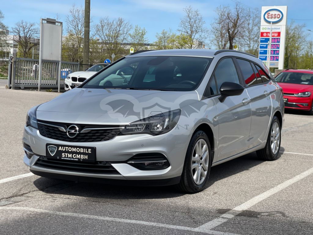 Opel Astra 2022