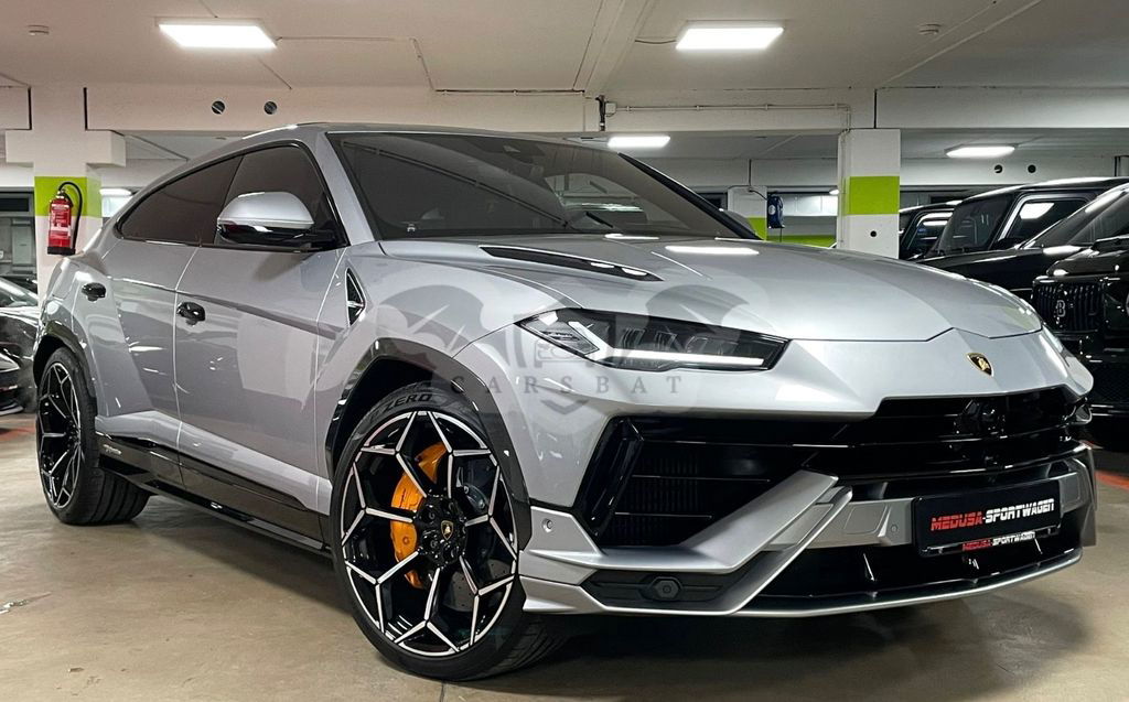 Lamborghini Urus 2024