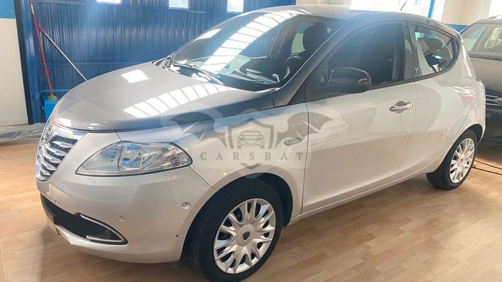 Lancia Ypsilon 2014