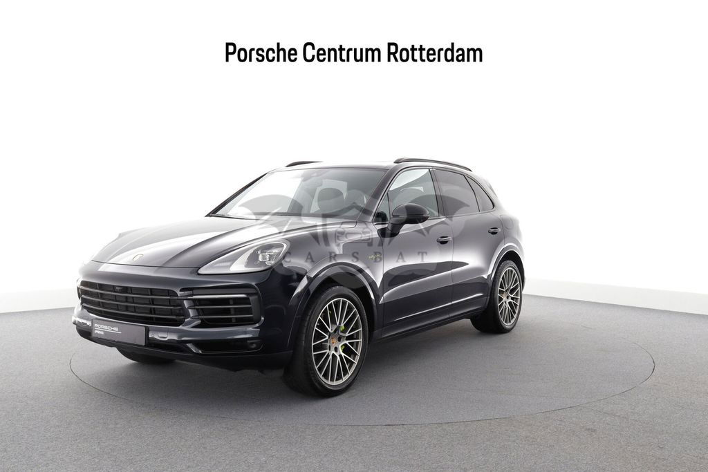 Porsche Cayenne 2022