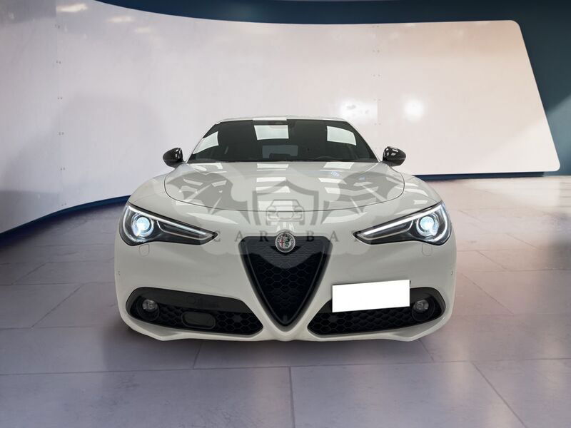 Alfa Romeo Stelvio 2021