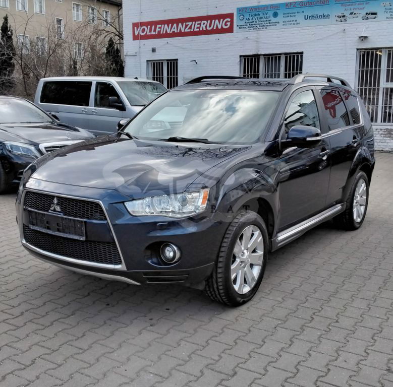 Mitsubishi Outlander 2011