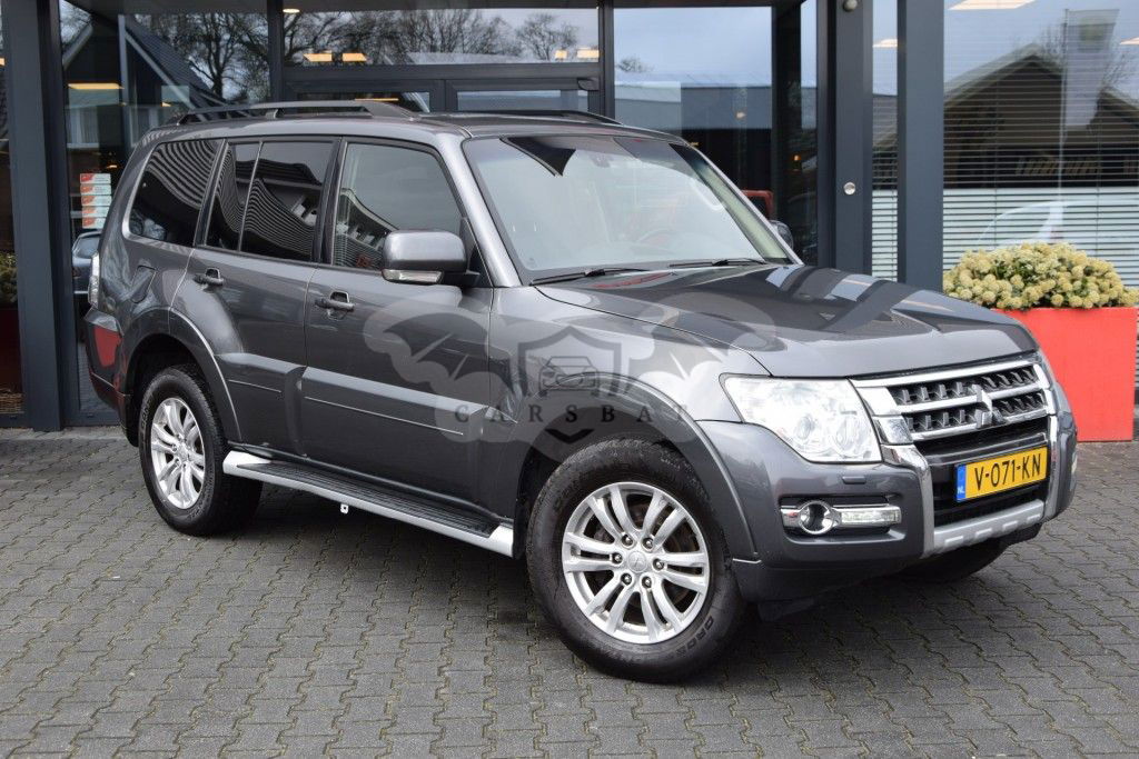 Mitsubishi Pajero 2017