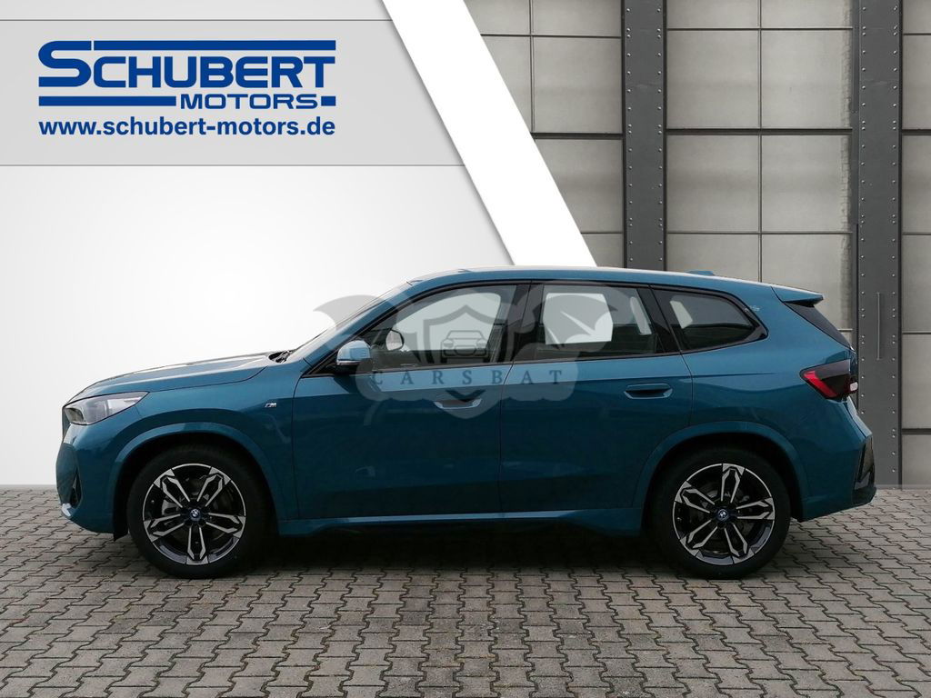 BMW iX1 2023