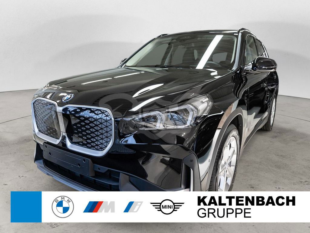 BMW iX1 2024