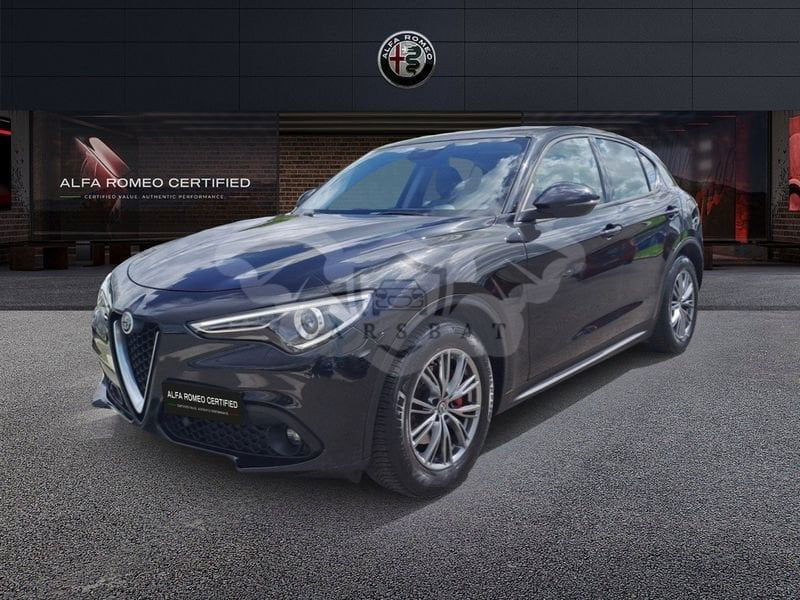 Alfa Romeo Stelvio 2017