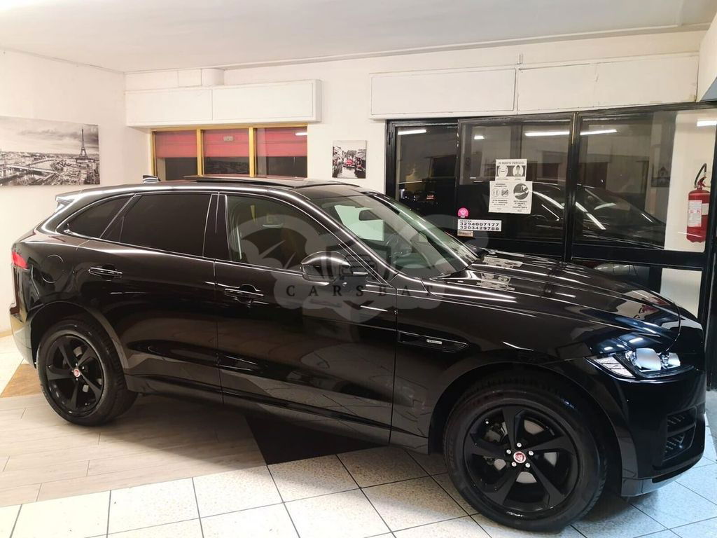 Jaguar F-Pace 2017