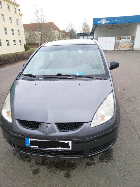 Mitsubishi Colt 2004