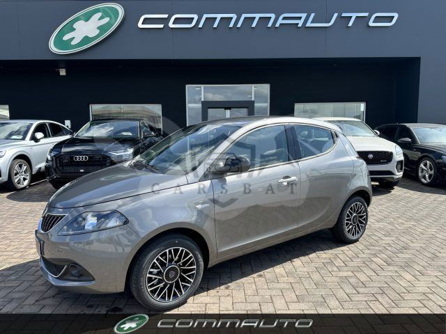 Lancia Ypsilon 2024