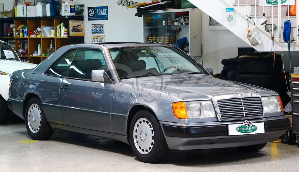 Mercedes-Benz CE 300 1990