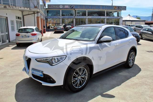 Alfa Romeo Stelvio 2017
