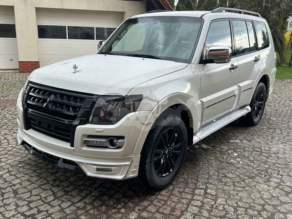 Mitsubishi Pajero 2023