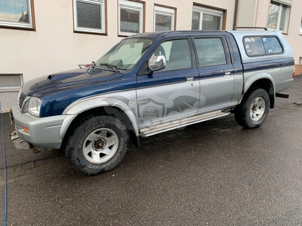 Mitsubishi L200 2003