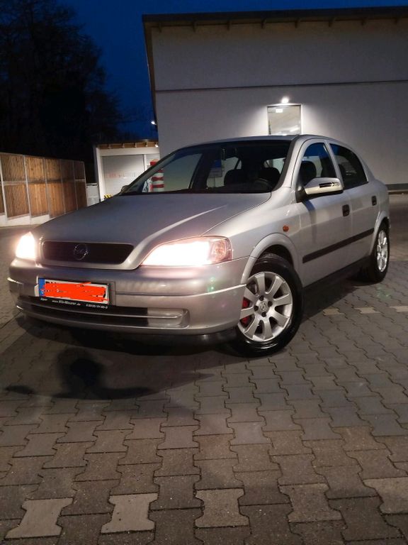 Opel Astra 2023