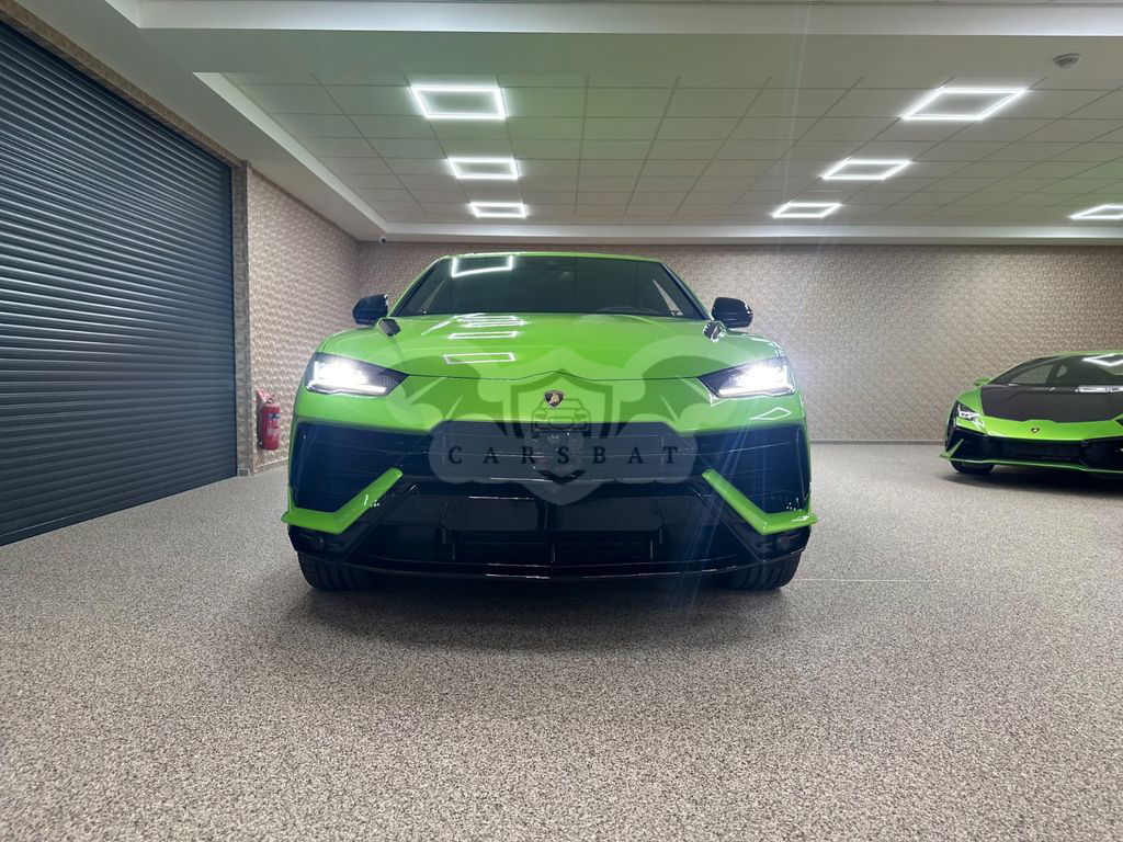 Lamborghini Urus 2024