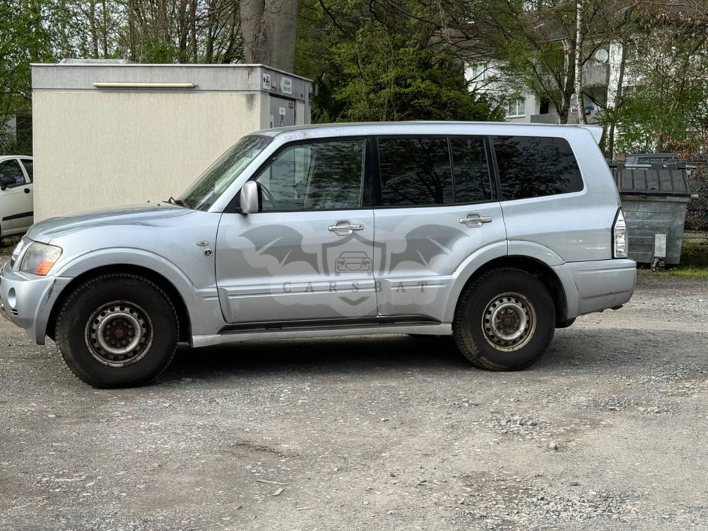 Mitsubishi Pajero 2006