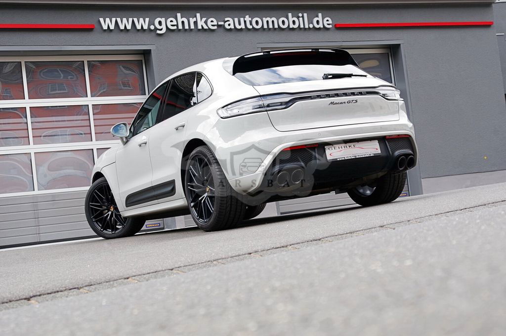 Porsche Macan 2023