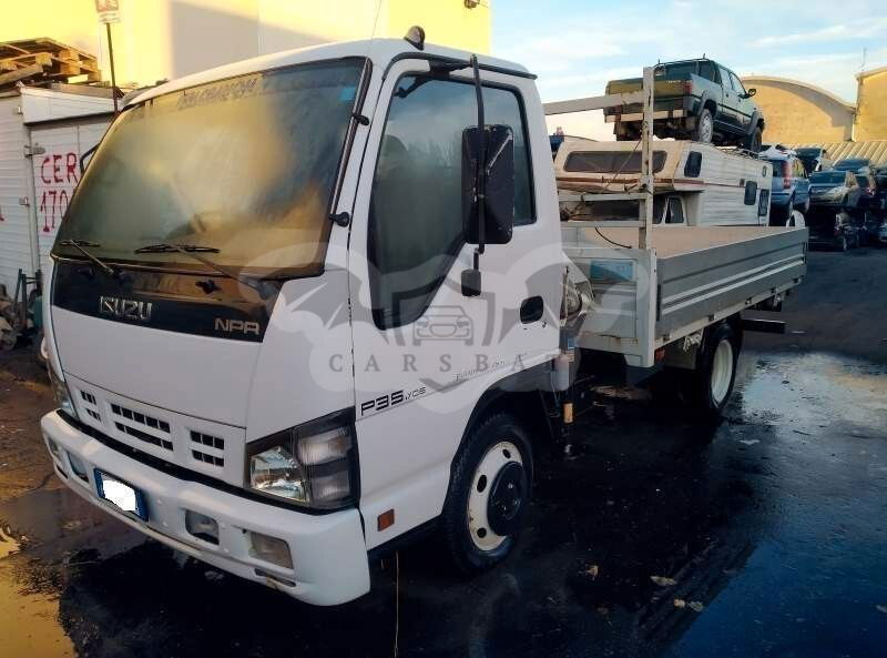 Isuzu NPR 2006