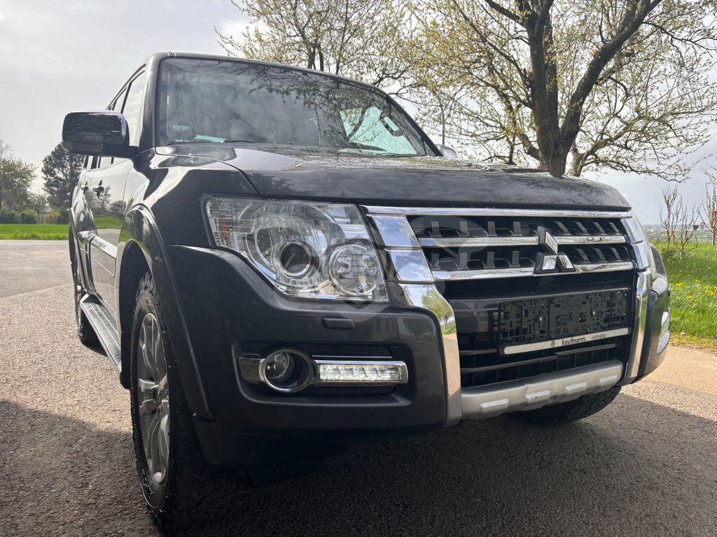 Mitsubishi Pajero 2015