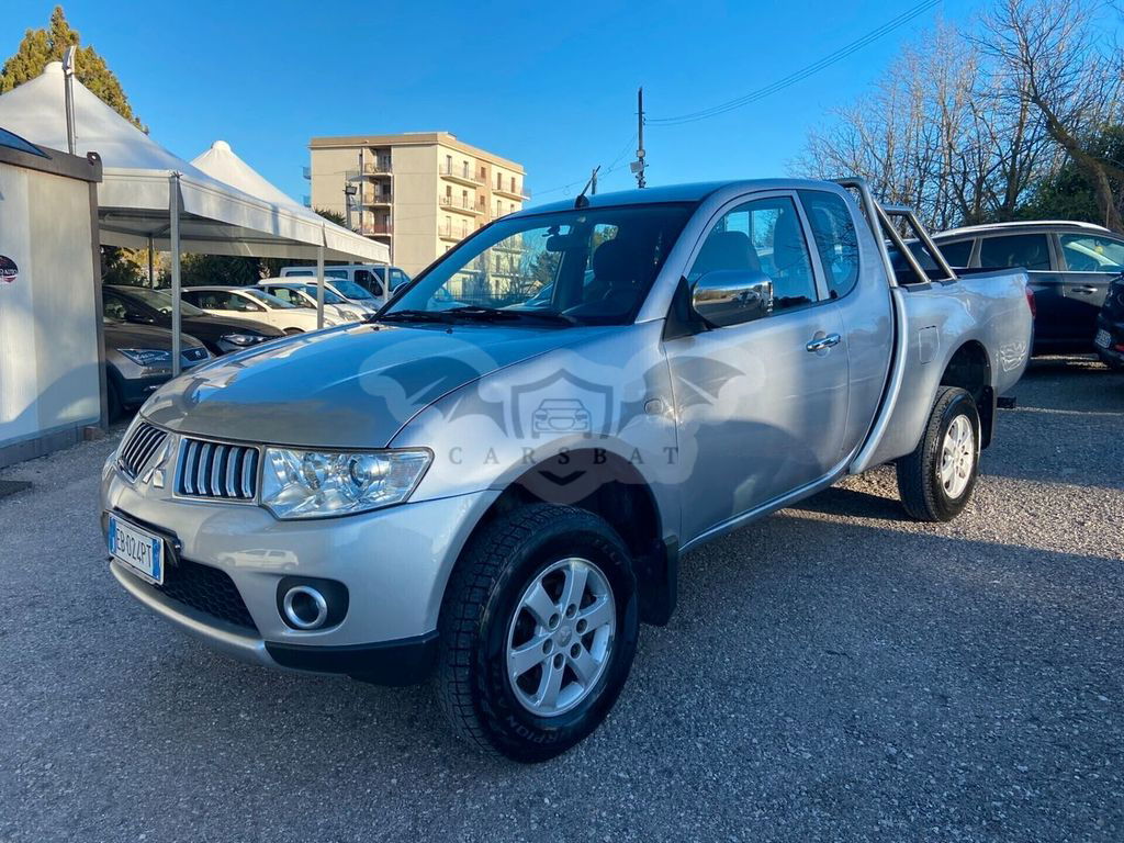 Mitsubishi L200 2010