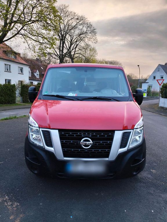 Nissan NV400 2012