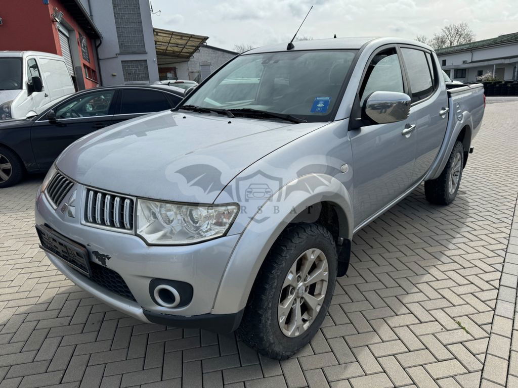 Mitsubishi L200 2011
