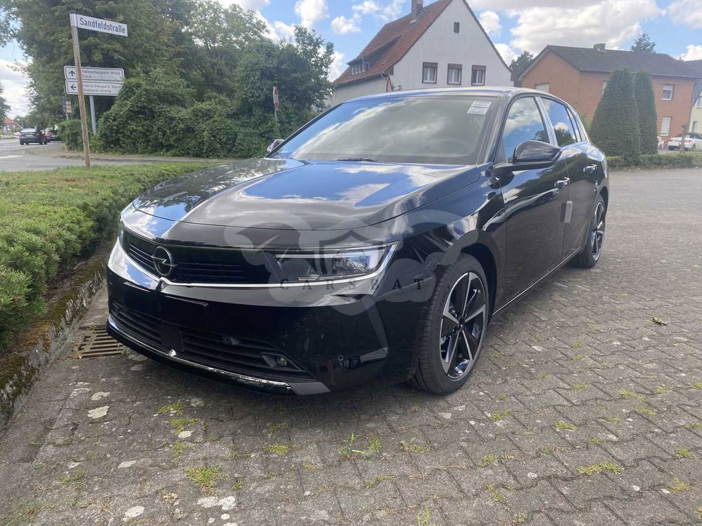 Opel Astra 2022