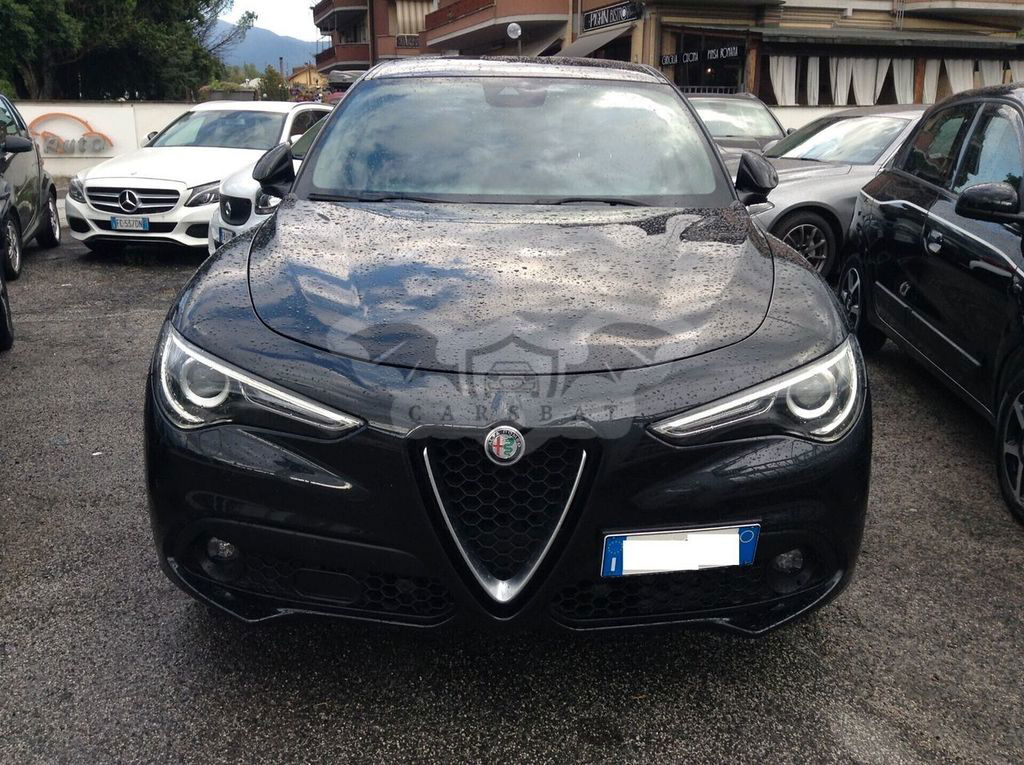 Alfa Romeo Stelvio 2017