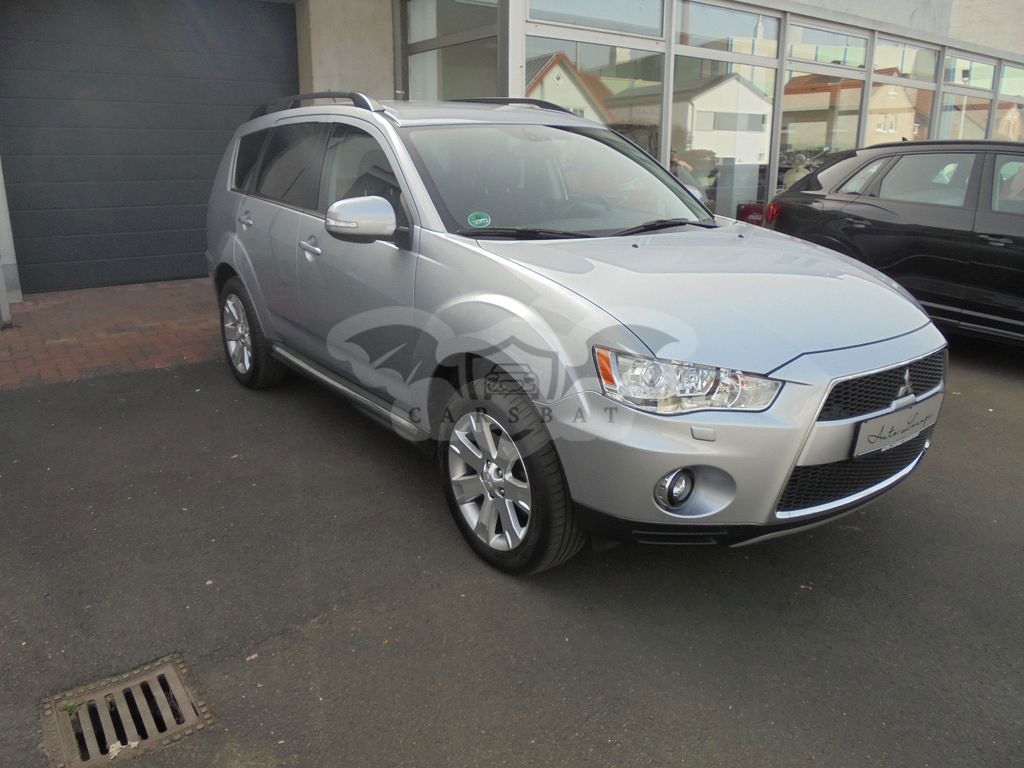Mitsubishi Outlander 2011