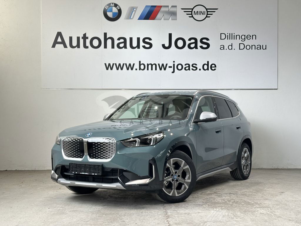 BMW iX1 2024