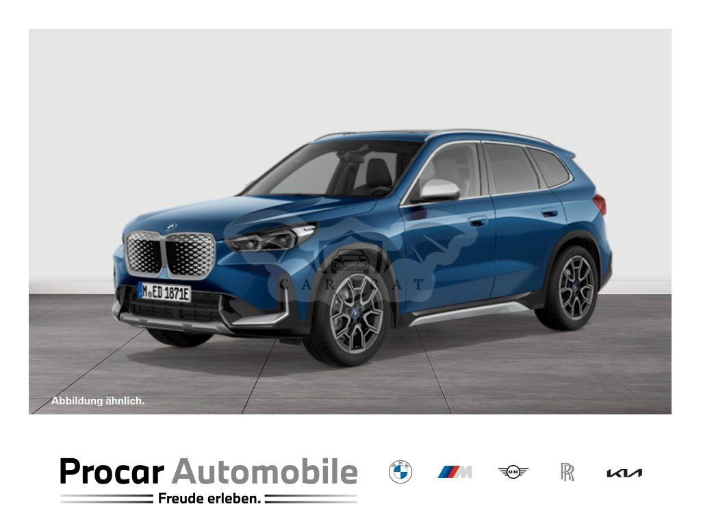 BMW iX1 2024