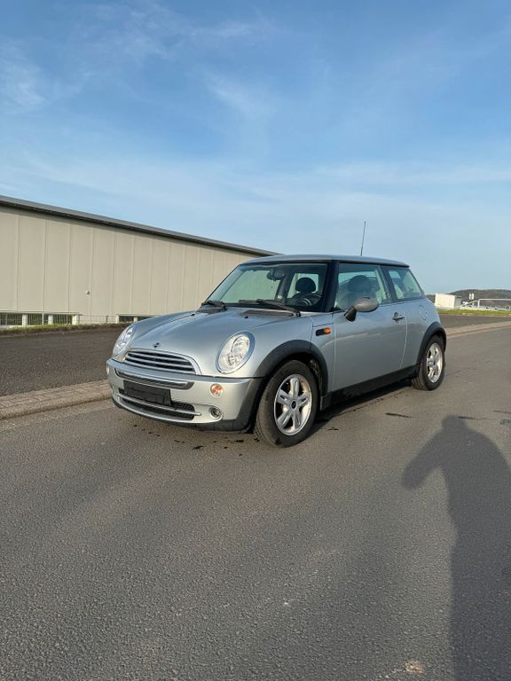 Mini One 2005