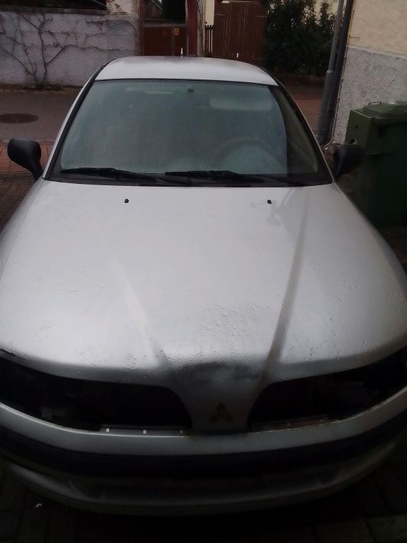 Mitsubishi Carisma 2001