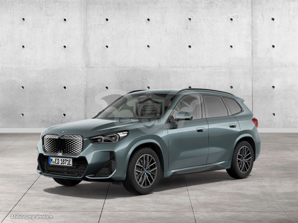 BMW iX1 2024