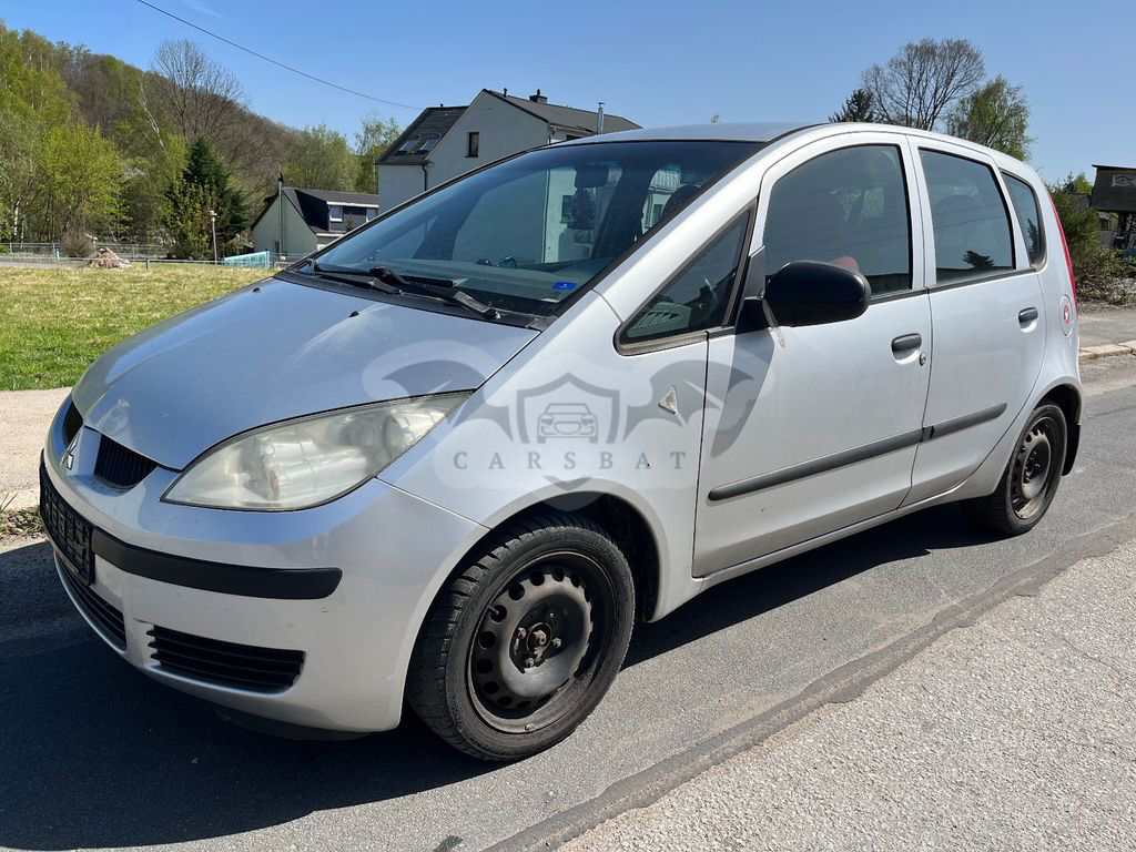 Mitsubishi Colt 2004