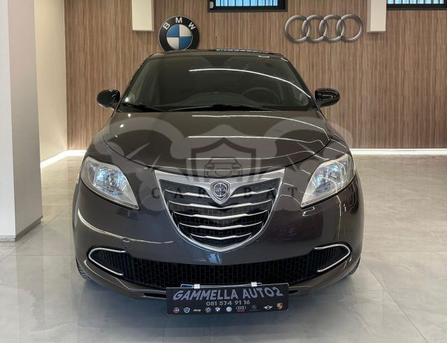 Lancia Ypsilon 2012