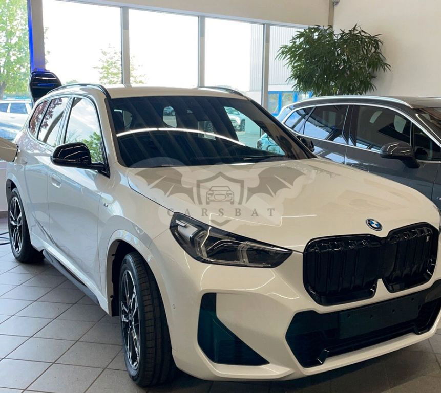 BMW iX1 2023